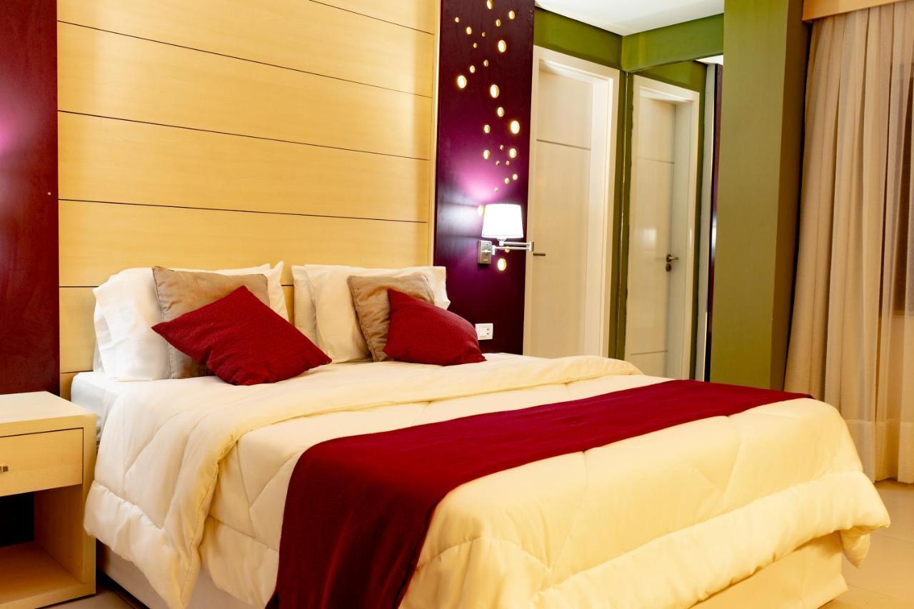 Hotel Los Alpes Cipreses Asuncion Extérieur photo